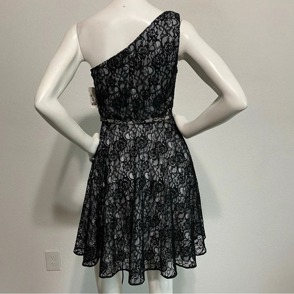 Laundry by Design NEW Fit & Flare Dress One Shoulder Floral Lace Black Size 2 - Picture 3 of 8